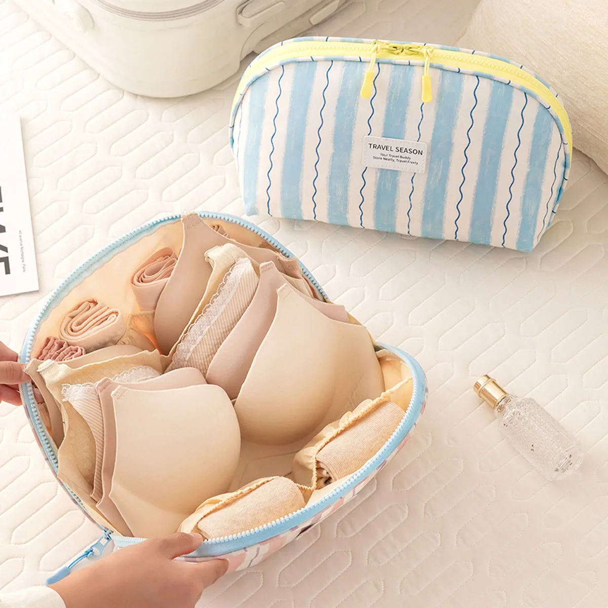 กระเป๋าเก็บชุดชั้นในแบบพกพาอเน - Travel Accessories Organizer Bag บทวิจารณ์และราคา